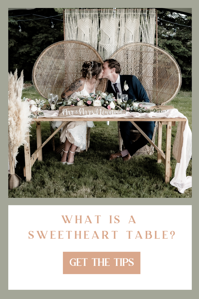 What is a Sweetheart Table