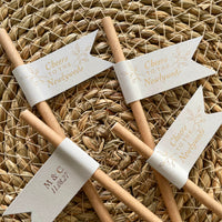 cheers to the newlyweds wedding decor brown paper straw with light grey card and gold foil for drinks on arrival or drinks station.