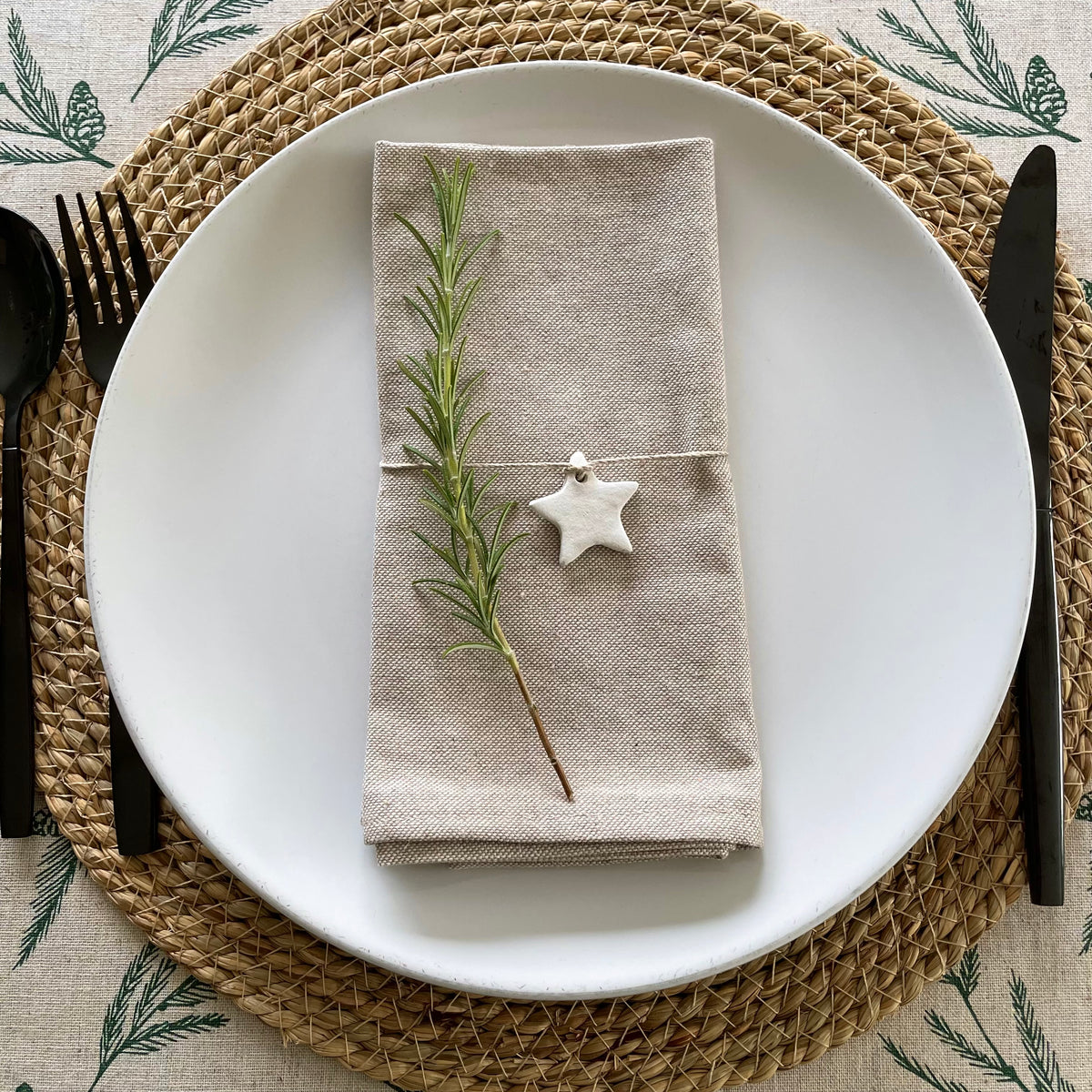 handmade clay star napkin holders for christmas table