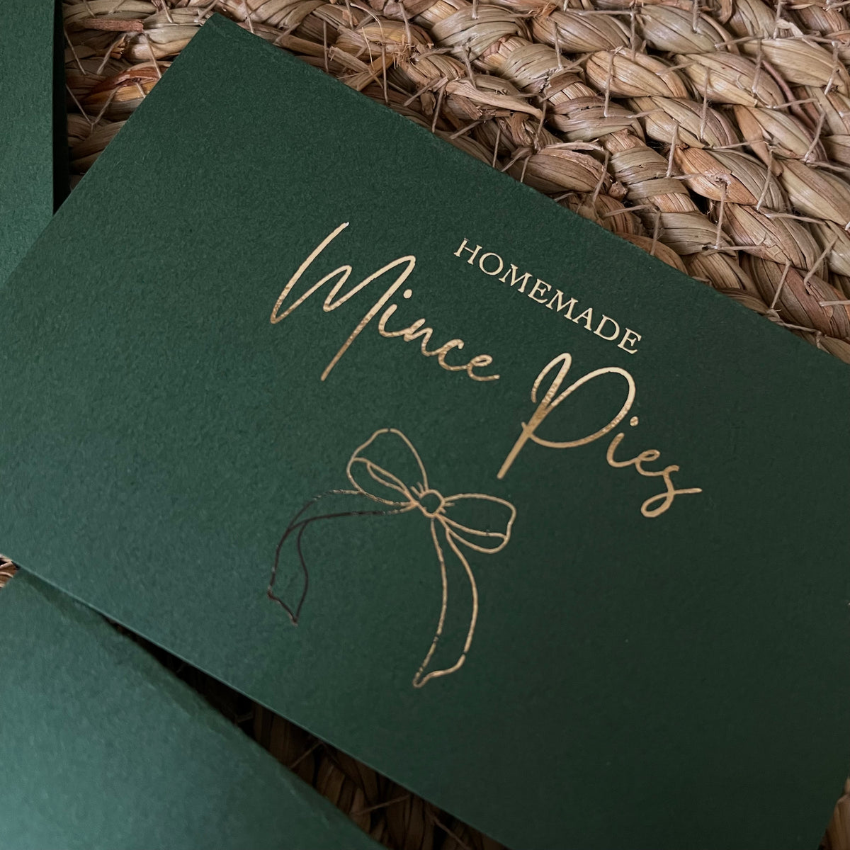 food labels for chirstmas dessert table