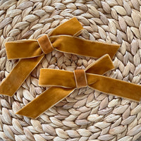 velvet ribbon bow for spring hosting napkins