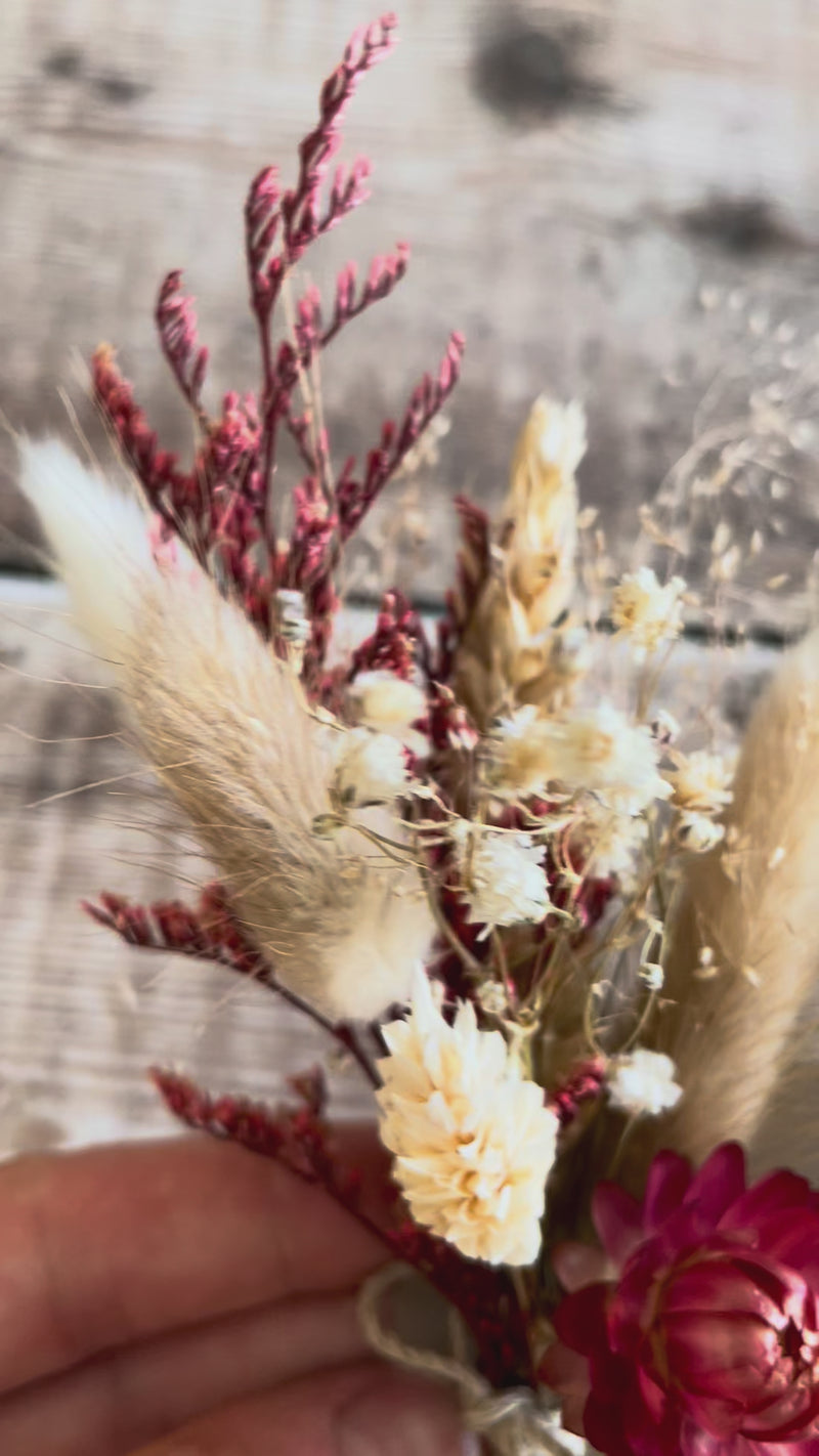 dried flower bouquet for best woman gift